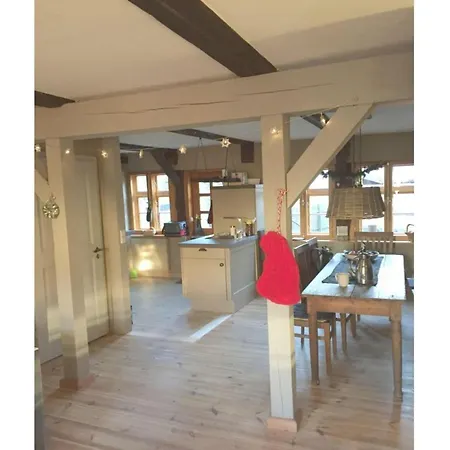 The Old Cobbler House Apartment *
