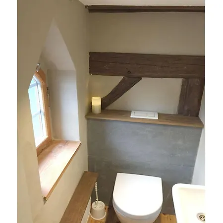 The Old Cobbler House Apartment